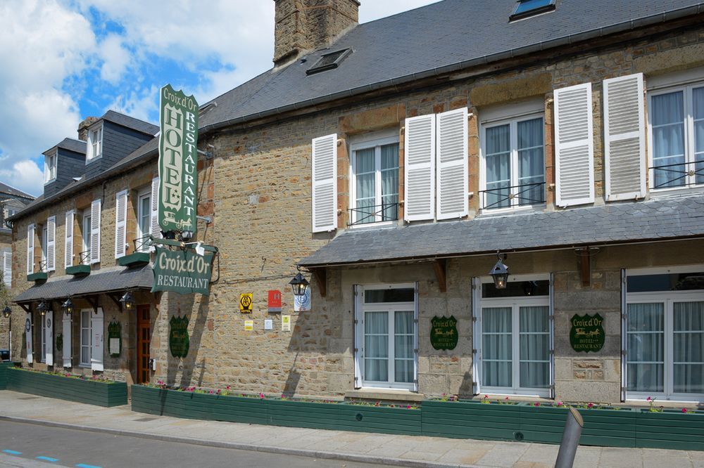 Hotel De La Croix D'Or Avranches Esterno foto