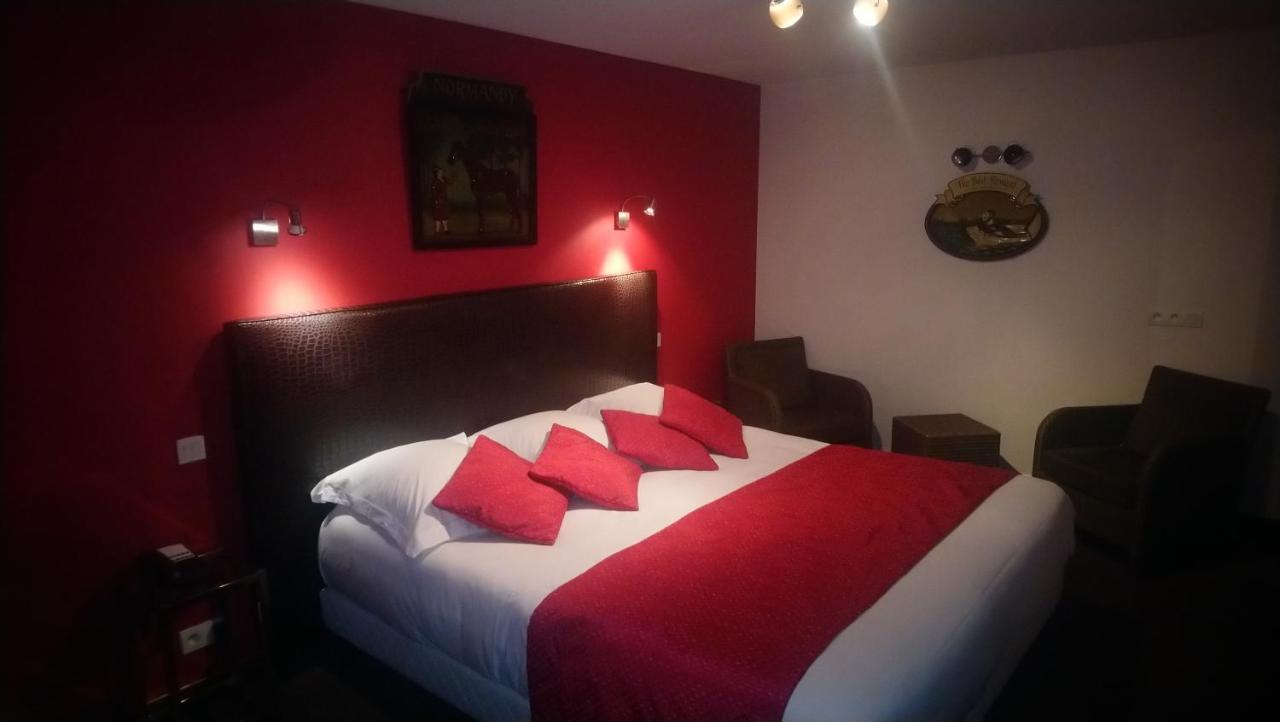 Hotel De La Croix D'Or Avranches Esterno foto