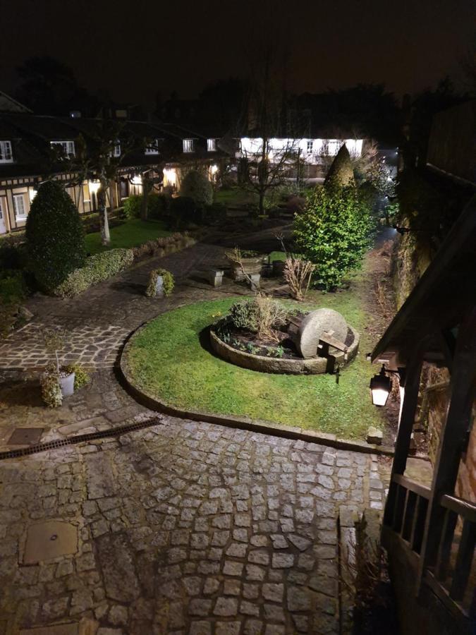 Hotel De La Croix D'Or Avranches Esterno foto
